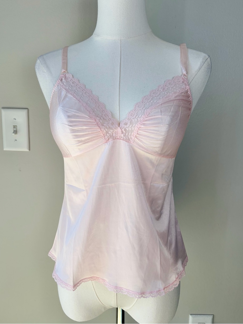 Vintage Ballerina Pink Lace Trim Slip Camisole Tank Size 34 Feminine Delicate